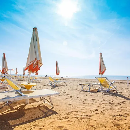 Two-room Flat In A With Pool And Hot Tub Bibione