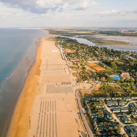 Apartment Two-room Flat In A With Pool And Hot Tub Bibione