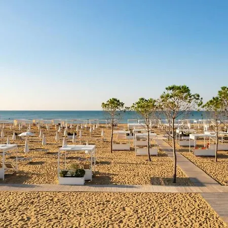 Apartment Two-room Flat In A With Pool And Hot Tub Bibione